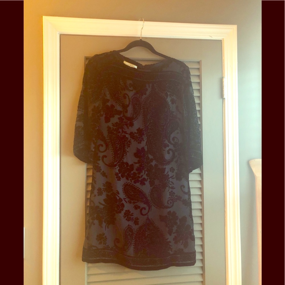Black long sleeve dress